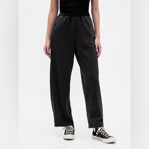 NWT! GAP Black Heavyweight Barrel Pants - Size XS 🩷 862177
